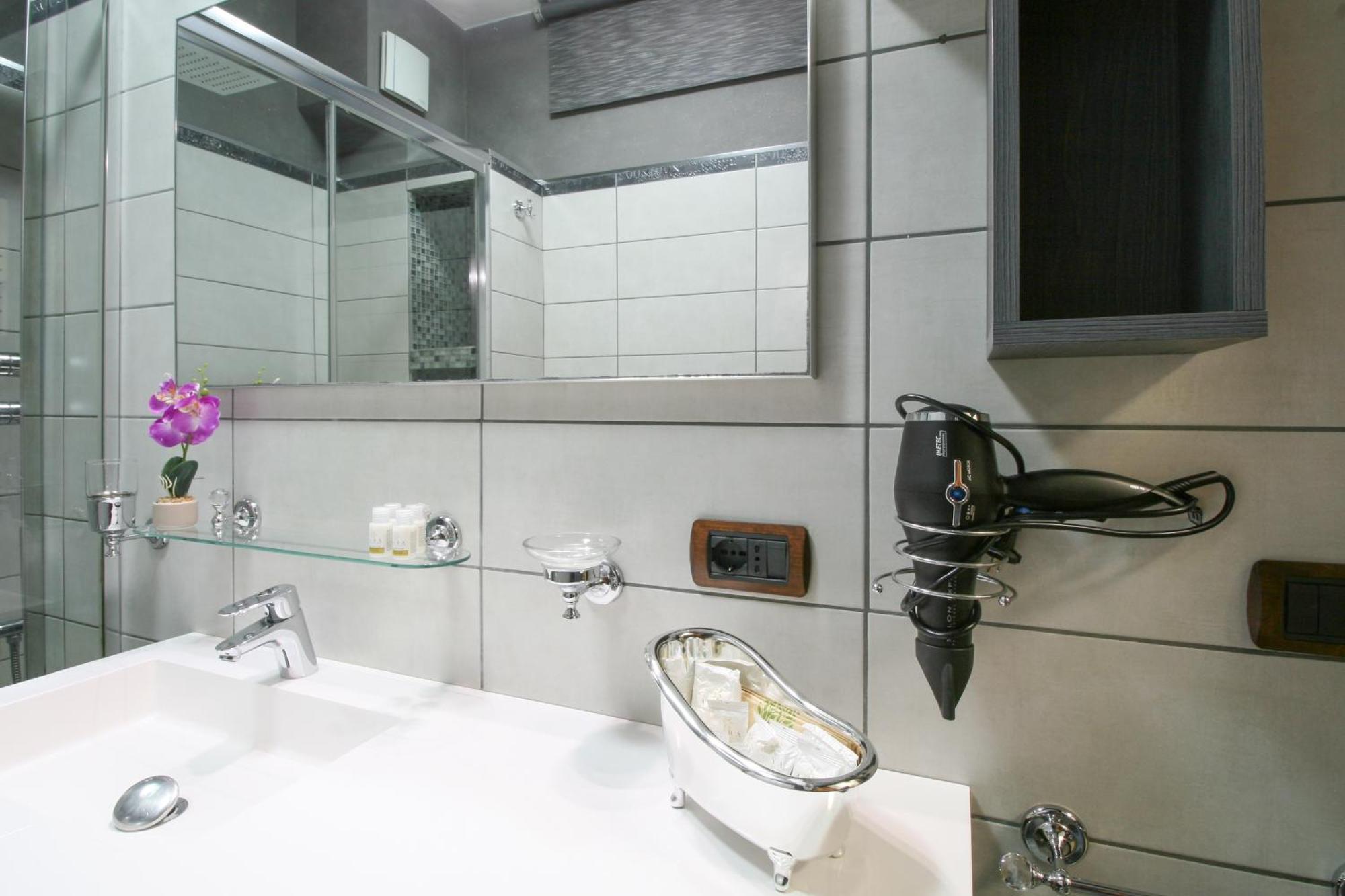 Old Lighthouse - Beach Apartment - Fiumicino Airport ภายนอก รูปภาพ
